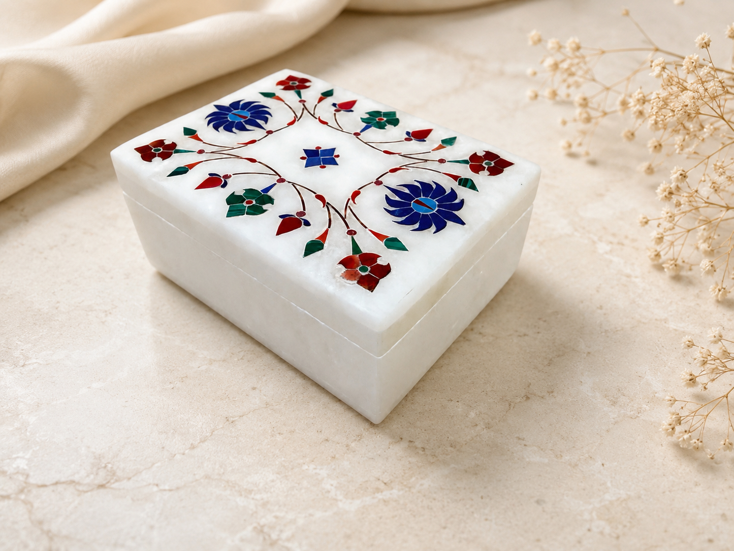 Handcrafted White Alabaster Jewellery Box with Floral Inlay – 3×4 Inch